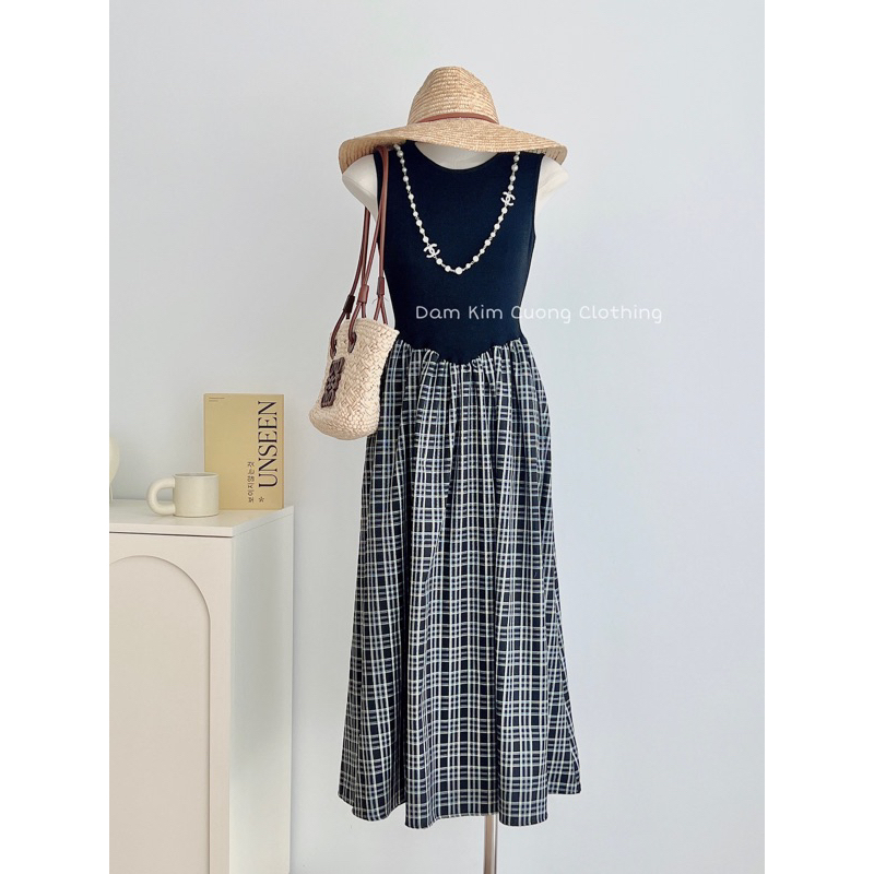 Váy cotton phối tùng kẻ
