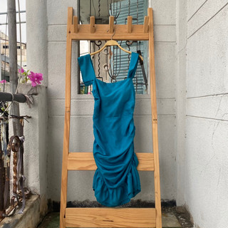 2hand đầm xanh body nhún 2 dây eo 68cm dài 103cm mã 215