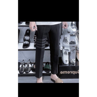 Quần âu nam 4 sọc đen đứng fom