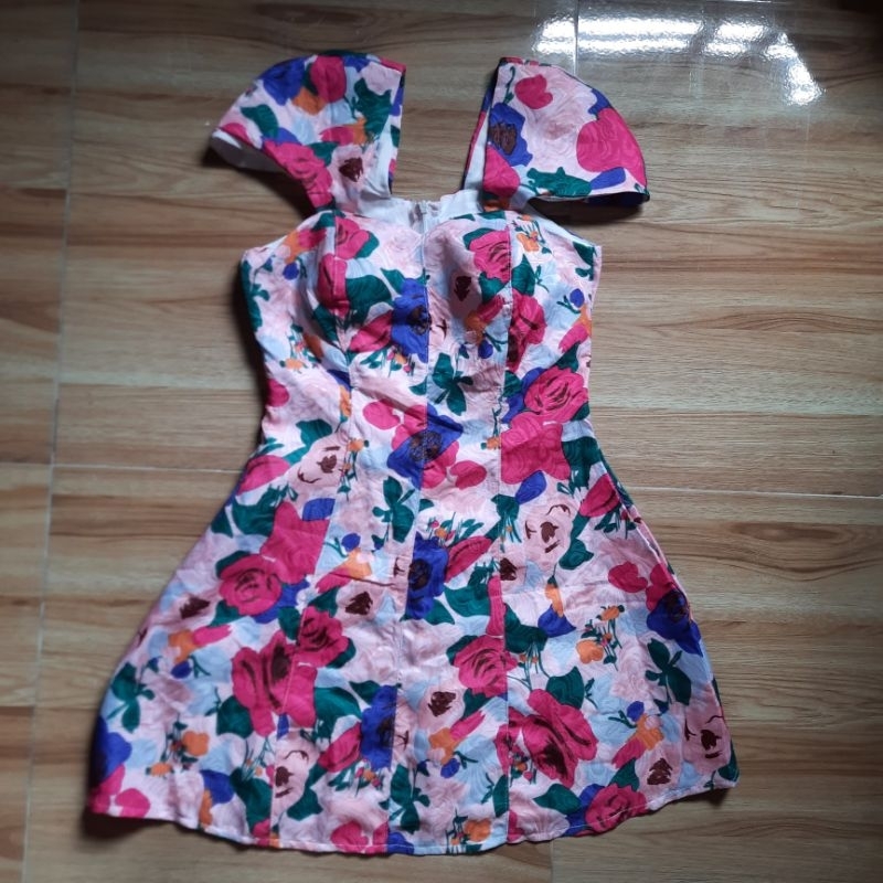 new đầm hoa đẹp S có đệm ngực
