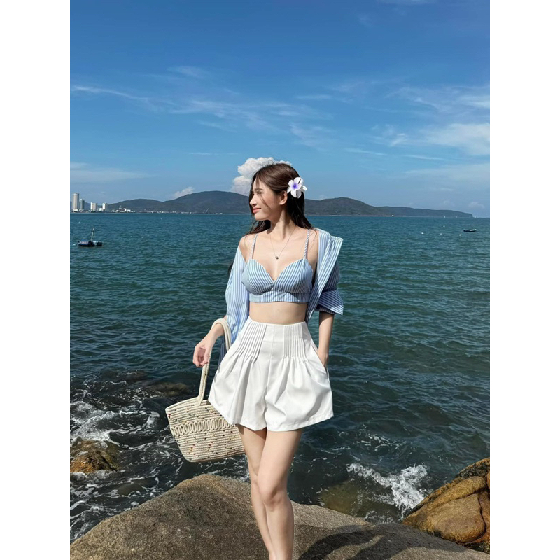 Hion Store - Set 3 món: Sm sọc xanh+bra+ short trắng ( HÀNG LOẠI 1 CÓ SIZE)