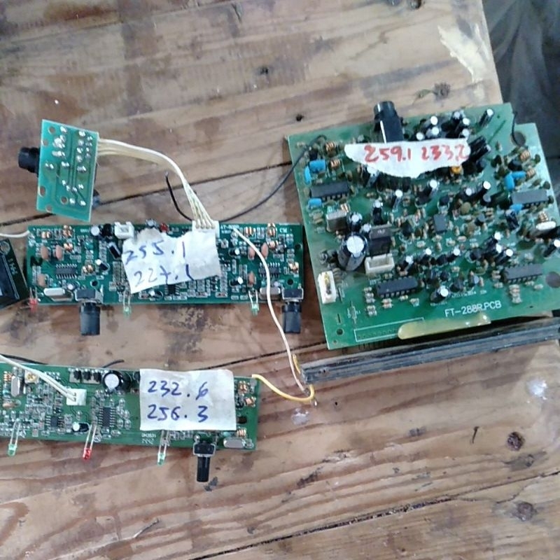 Xác bo ,mạch micro không dây 1 cái