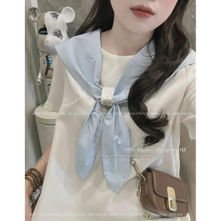 Váy Cổ Tròn Phối Khăn Rời