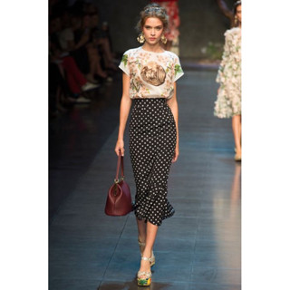 Chân váy len dài, Eo co giãn đàn hồi tốt, chất danh mềm, màu sắc dễ kết hợp đồ