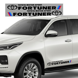 Bộ tem fortuner phản quang dán thân xe hơi