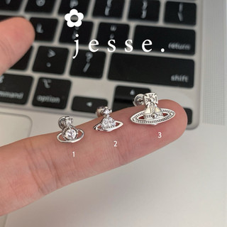 1 chiếc khuyên tai hình vũ trụ đá jessevn