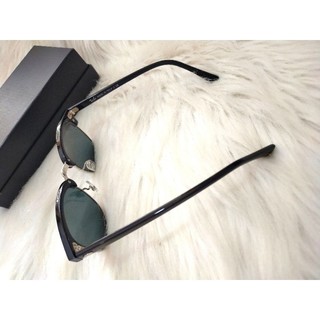 Kính hiệu R.B mới 98-99%
