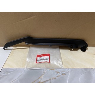 Nẹp cạnh bên phải - nẹp sườn honda wave rsx110 năm 2013 màu đen.