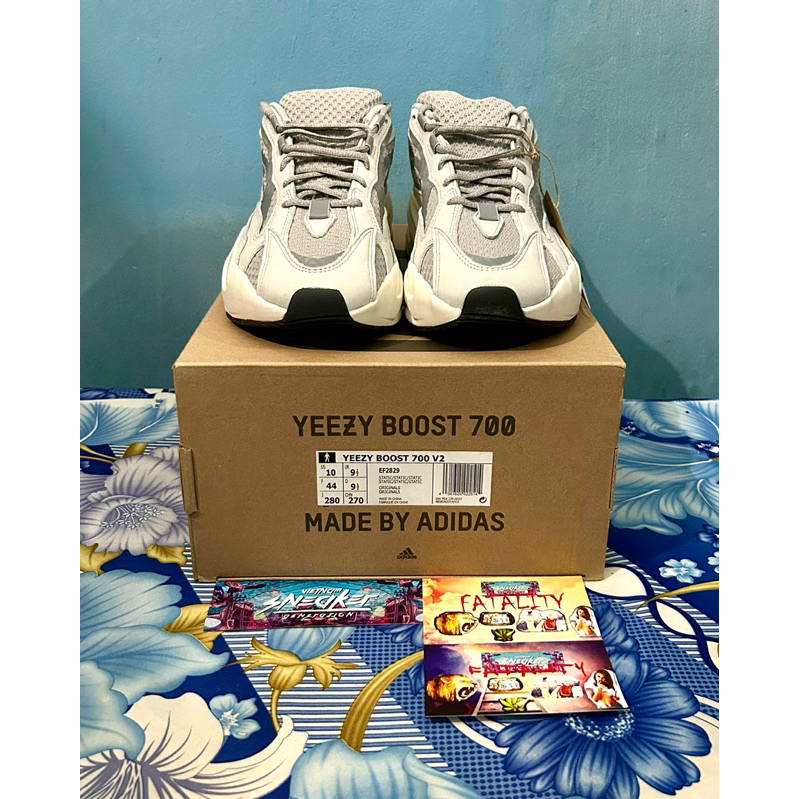 'Giày Cổ Thấp' adidas Yeezy Boost 700 V2 'Static'