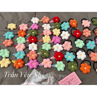 cột  tóc hoa len móc