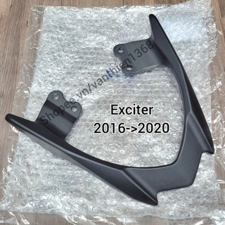 Cảng tay dắt xe exciter 150 kiểu theo xe đen carbon