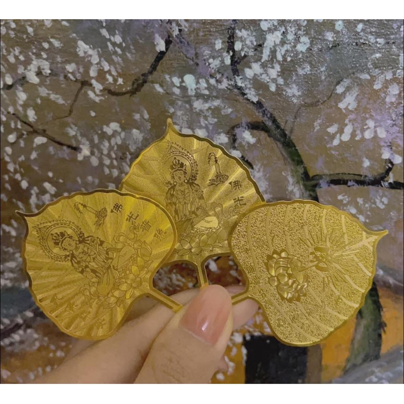 Lá bồ đề mạ vàng
