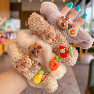 Dây buộc tóc scrunchies có gắn charm Capybara