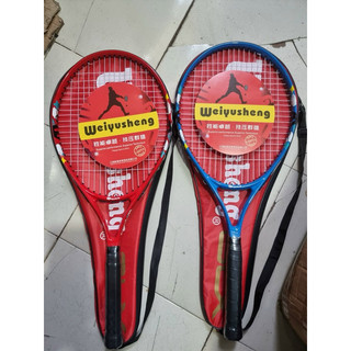 vợt tennis trẻ em và người lớn tập luyện