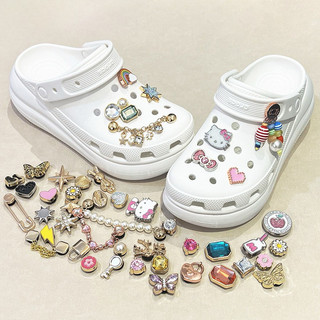 01 Jibbitz, Charm, Sticker kim loại gắn dép, gắn túi crocs chính hãng độc đáo ngẫu nhiên