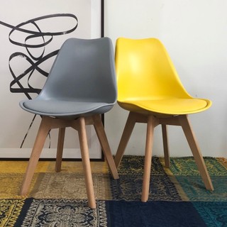 Combo 2 cái ghế eames chân gỗ có đệm