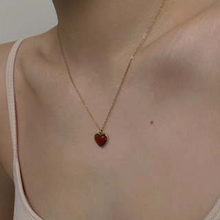 [littlebrown] Vòng cổ vòng tay mặt trái tim đá đỏ