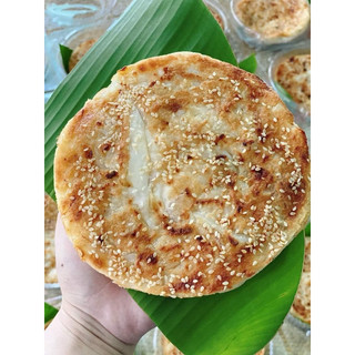 - Bánh khoai mì dừa non nướng