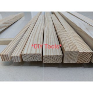 Thanh gỗ thông vuông 3×3cm nhập khẩu Mỹ.