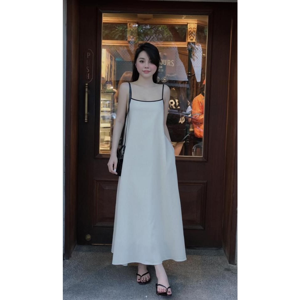 Đầm Hai Dây Viền Đen Cổ Vuông Dáng Dài - Lollie Store
