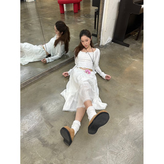 JANET STUDIO • Áo 2 dây hoa nhí (3 màu)