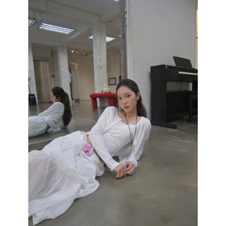JANET STUDIO • Áo 2 dây hoa nhí (3 màu)