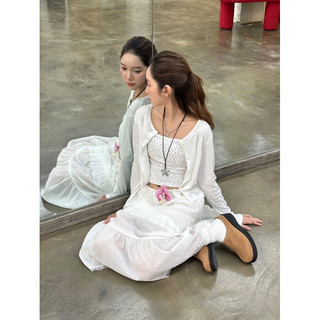 JANET STUDIO • Áo 2 dây hoa nhí (3 màu)