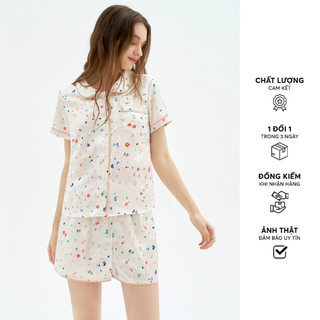 Set pyjamas lụa tay cộc quần short hoạ tiết nền kem 411HO2001 ADORE DRESS
