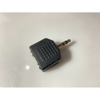 [Mã ELHACE giảm 4% đơn 300K] Cổng chia jack 3.5 đực thành 2 jack 3.5 cái