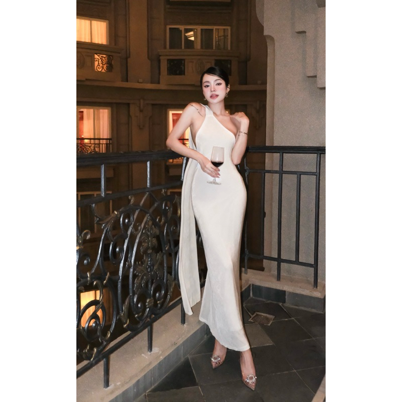 (Sẵn Ship Hỏa Tốc) Đầm Body Thun Nhũ Lệch Vai Hở Lưng Nhún Hông Khoe Body Sexy Tôn Dáng D2T OFFICIAL