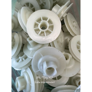 Buly giật máy cưa 687