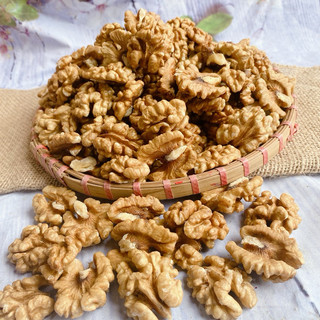 Hạt óc chó Hartley Mỹ đã tách vỏ 500Gr (khách đặt mới bóc)
