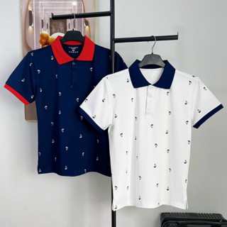 Áo Thun Cổ Trụ Nam Nữ Họa Tiết Nhỏ Tam Giác In Phong Cách Phối Viền Đỏ Thời Trang