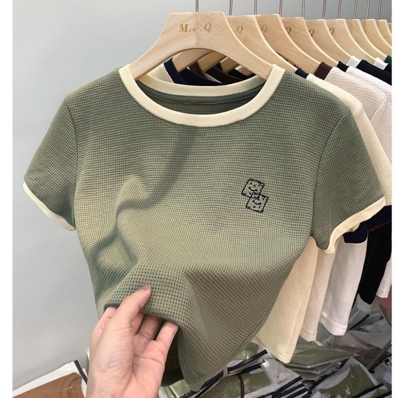 Áo Baby Tee, Áo Thun Nữ Thêu Hình Xúc Xắc Vải Cotton Tổ Ong Thoáng Mát