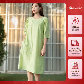  - Váy Đầm Dáng Suông Vải Tơ Cotton Thêu Họa Tiết Hoa Cổ Tròn Tay Lỡ Có Túi Tặng Mẹ Swanlake - D11310