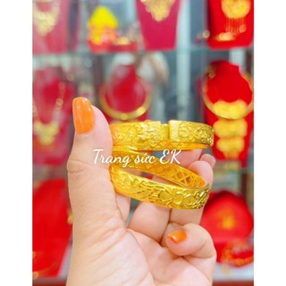 Vòng tay cưới chạm hoa văn khóa bấm chuẩn màu 24.K MÃ 125