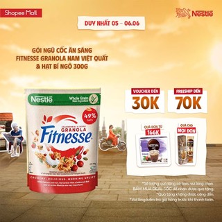 Ngũ cốc ăn sáng Fitnesse Granola Nam Việt Quất & Hạt Bí Ngô (gói 300g)