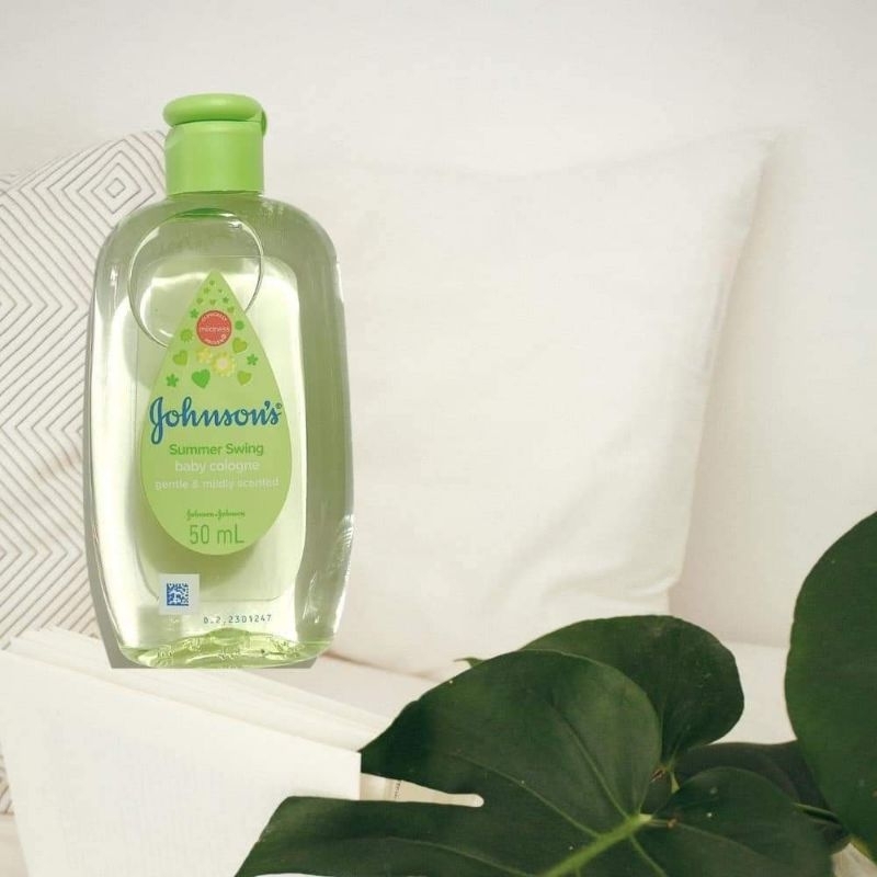 Nước hoa/Dầu massage cho bé Johnson's Oil 50ml, 200ml