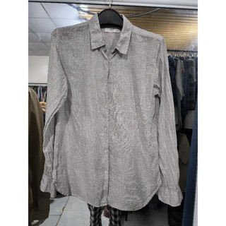 Áo u.n.i.q.l.o size m l nhỏ