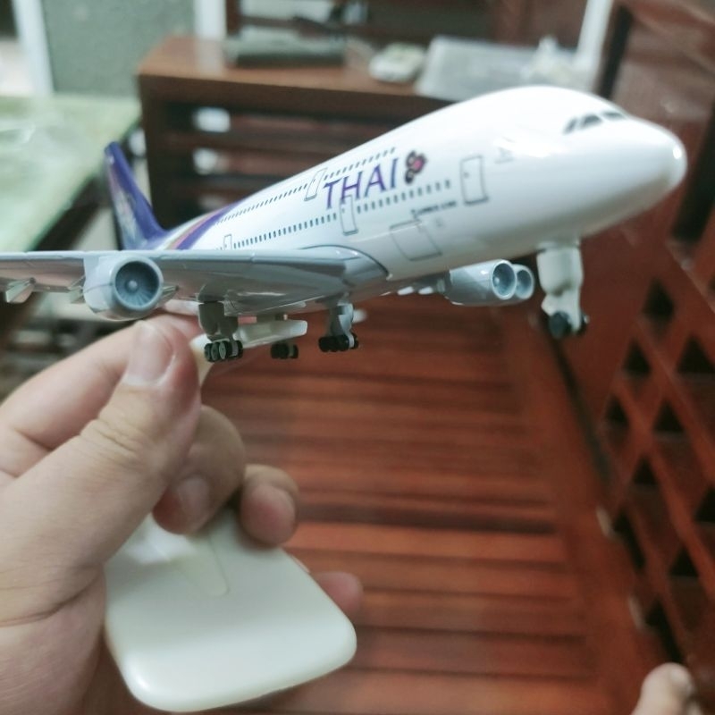 Mô Hình Máy Bay 20cm THÁI LAN (có bánh xe) R