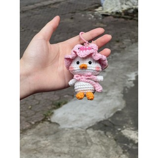Móc treo vịt đội mũ bằng len