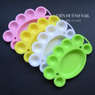 Khay nhựa đựng màu vẽ hình cua