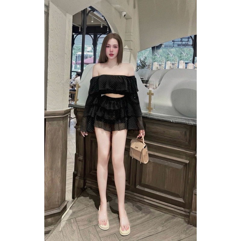 Váy bling kèm áo tay dài loe