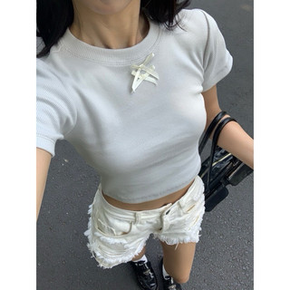 ÁO THUN CROPTOP DÁN HAI NƠ NHỎ XINH BOONG STORE CR2NONHO