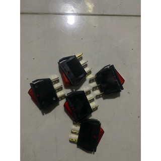 5 cai công tắc 2 chân 3 chân có đèn