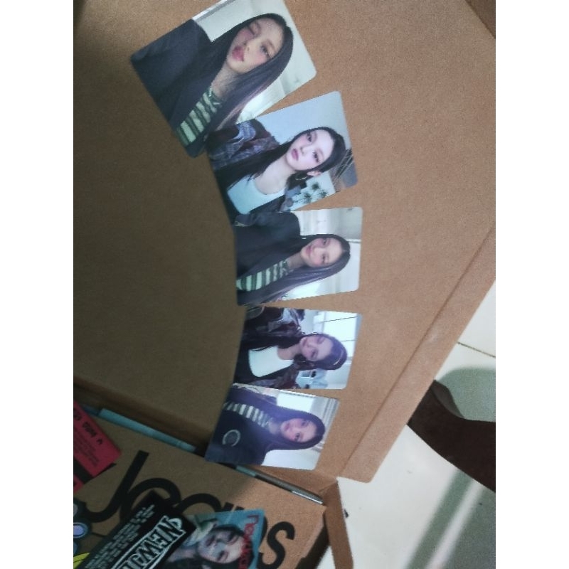 Thẻ ảnh thành viên nhóm newjean Haerin