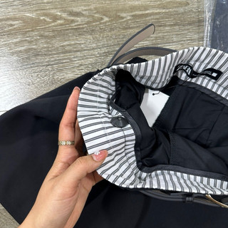 Chân váy pha cạp kèm belt