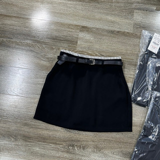 Chân váy pha cạp kèm belt