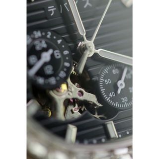ĐỒNG HỒ CƠ AUTOMATIC テバイス M1