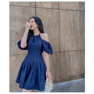 Đầm cổ yếm tay phồng